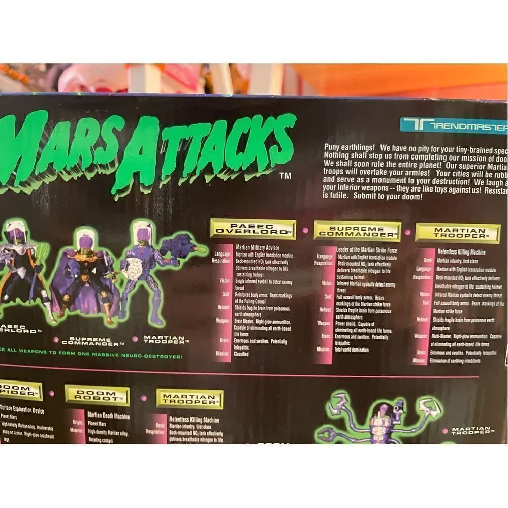 Trendmasters 1996 Mars Attacks Martian Supreme Commander New, Sealed Box